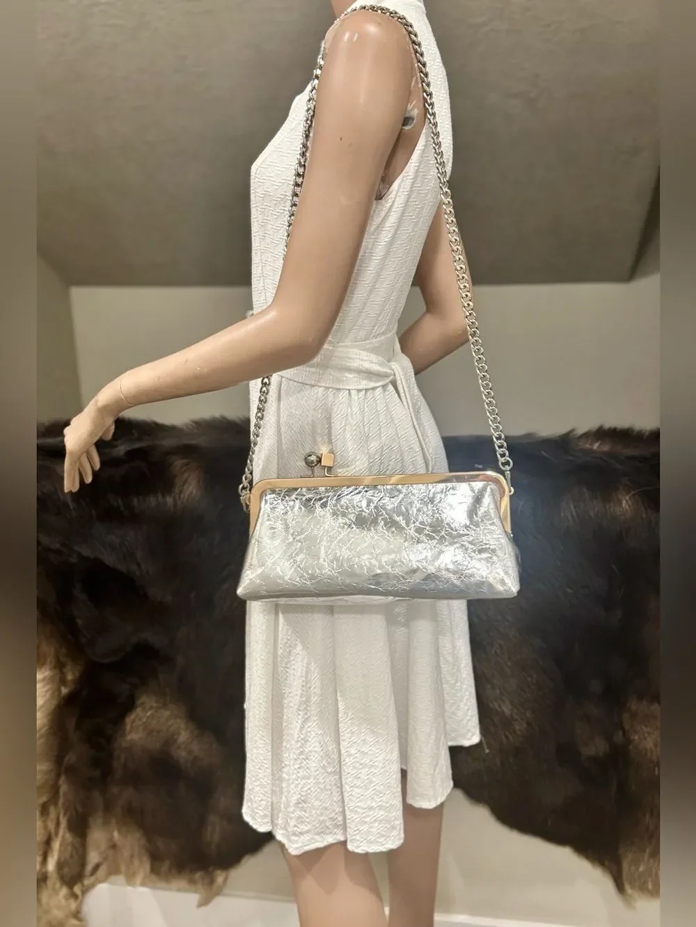 Silver Wrinkled Leather Handmade Unique Kisslock Frame Bag, Large Size Clutch